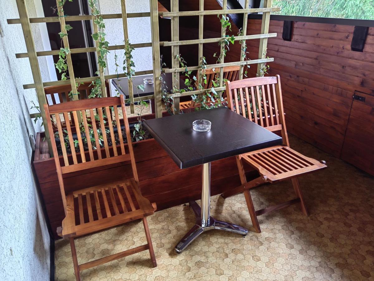 Appartement Prenocisca Mraz à Velenje Extérieur photo