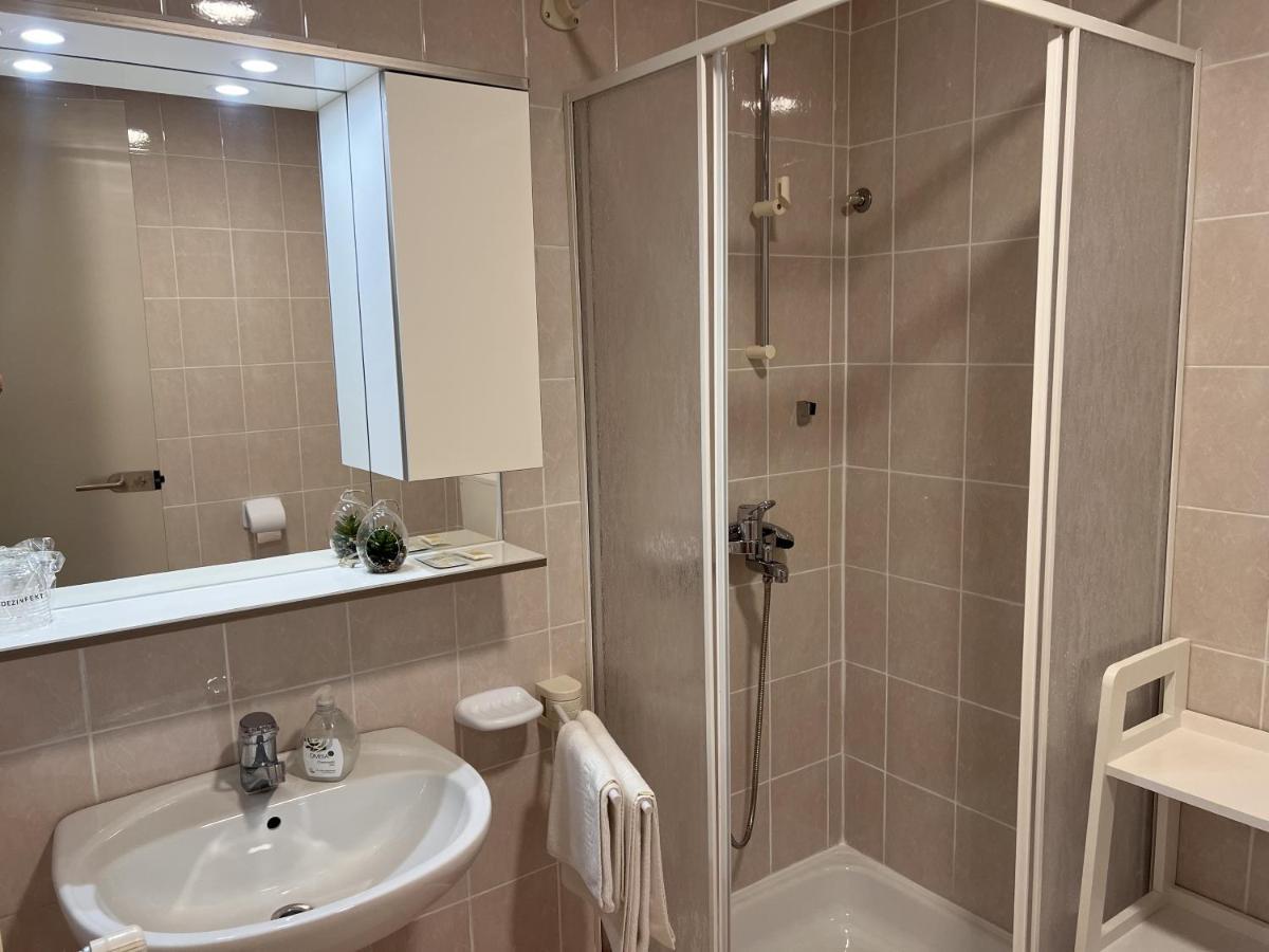 Appartement Prenocisca Mraz à Velenje Extérieur photo